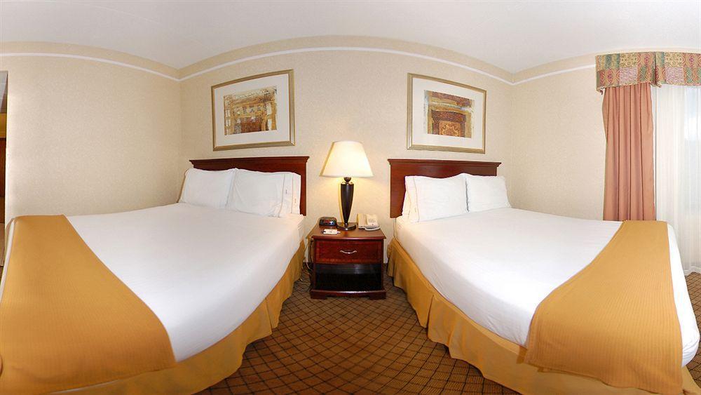 Candlewood Suites Grand Rapids Airport By Ihg Каскейд Экстерьер фото
