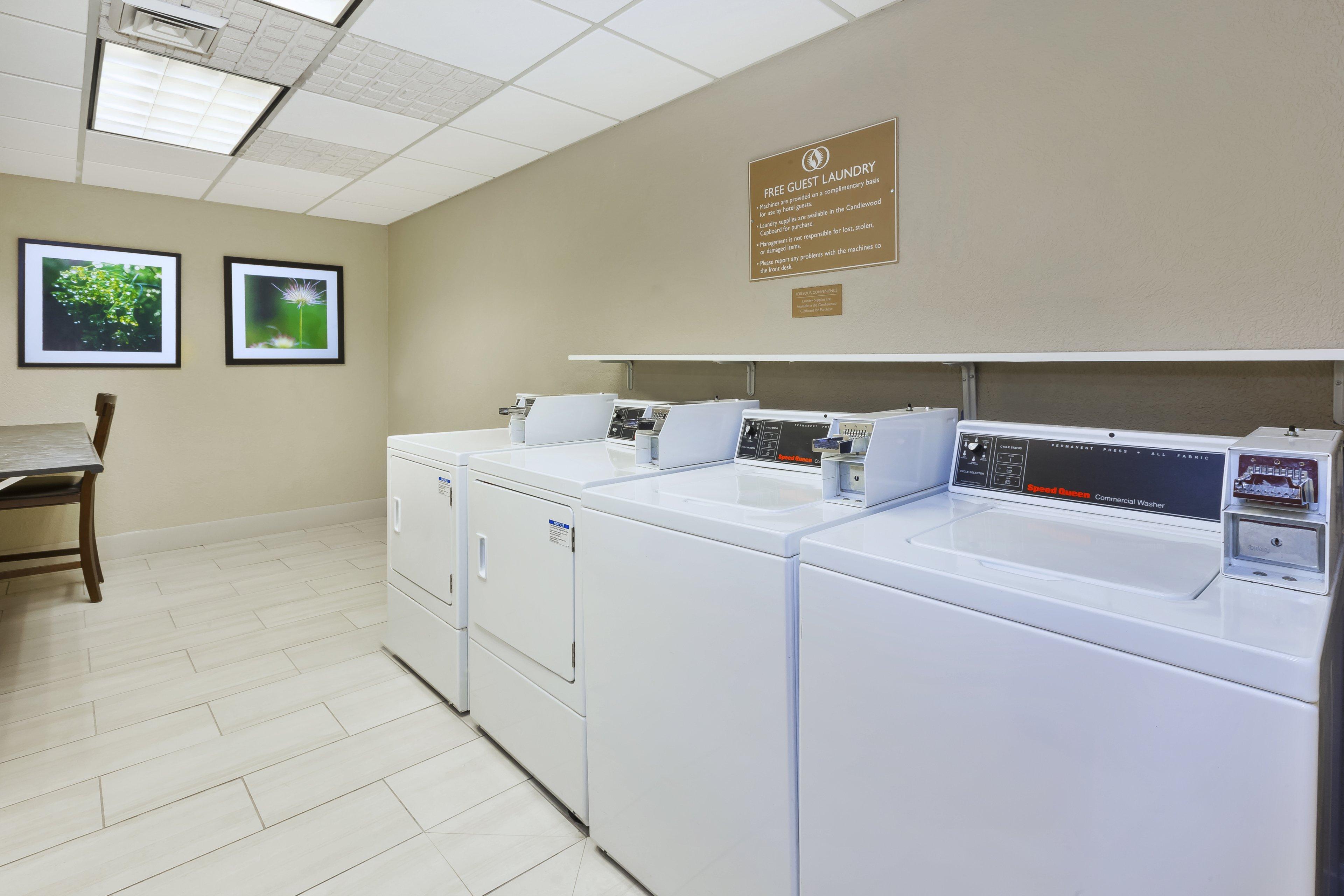 Candlewood Suites Grand Rapids Airport By Ihg Каскейд Экстерьер фото