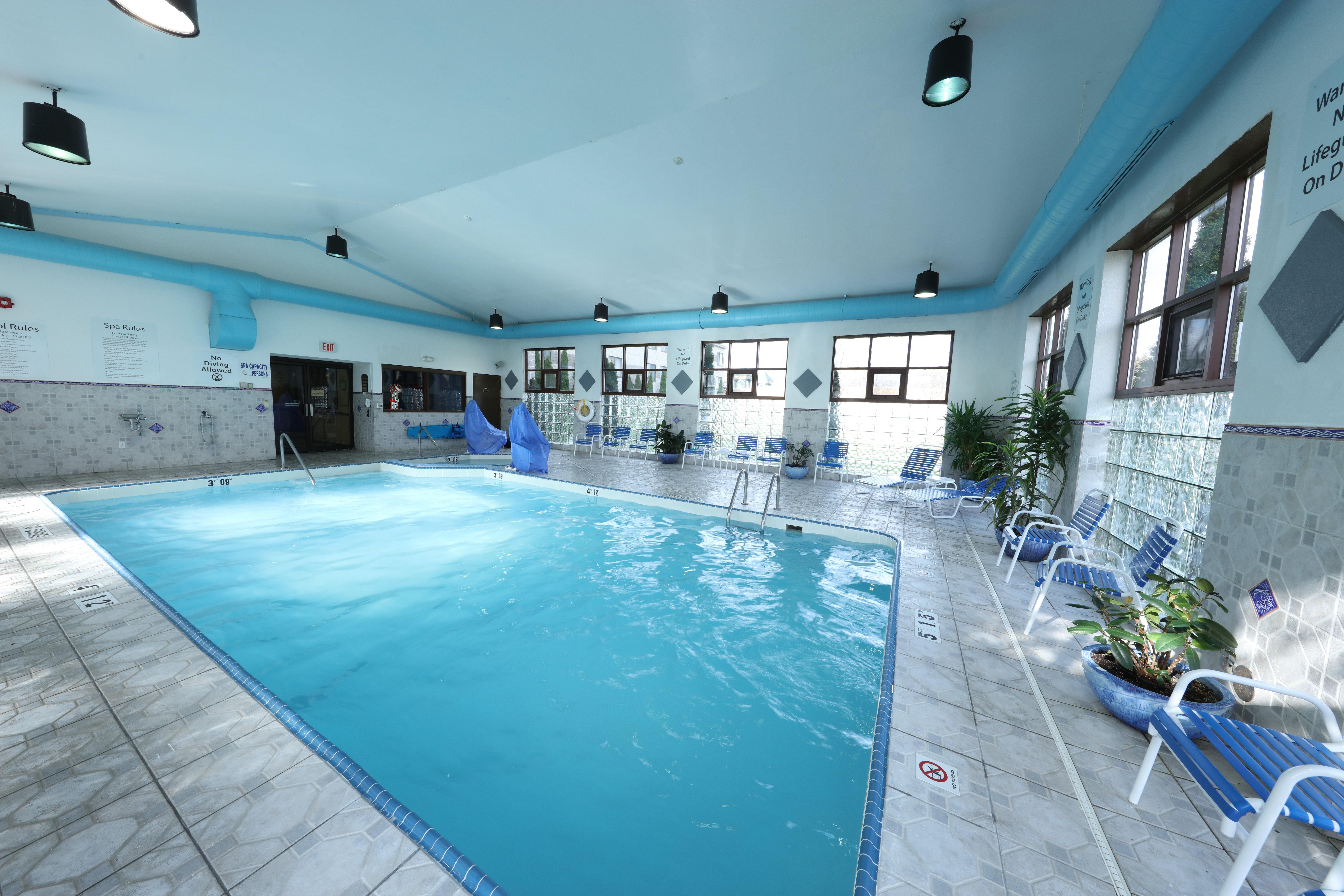 Candlewood Suites Grand Rapids Airport By Ihg Каскейд Экстерьер фото