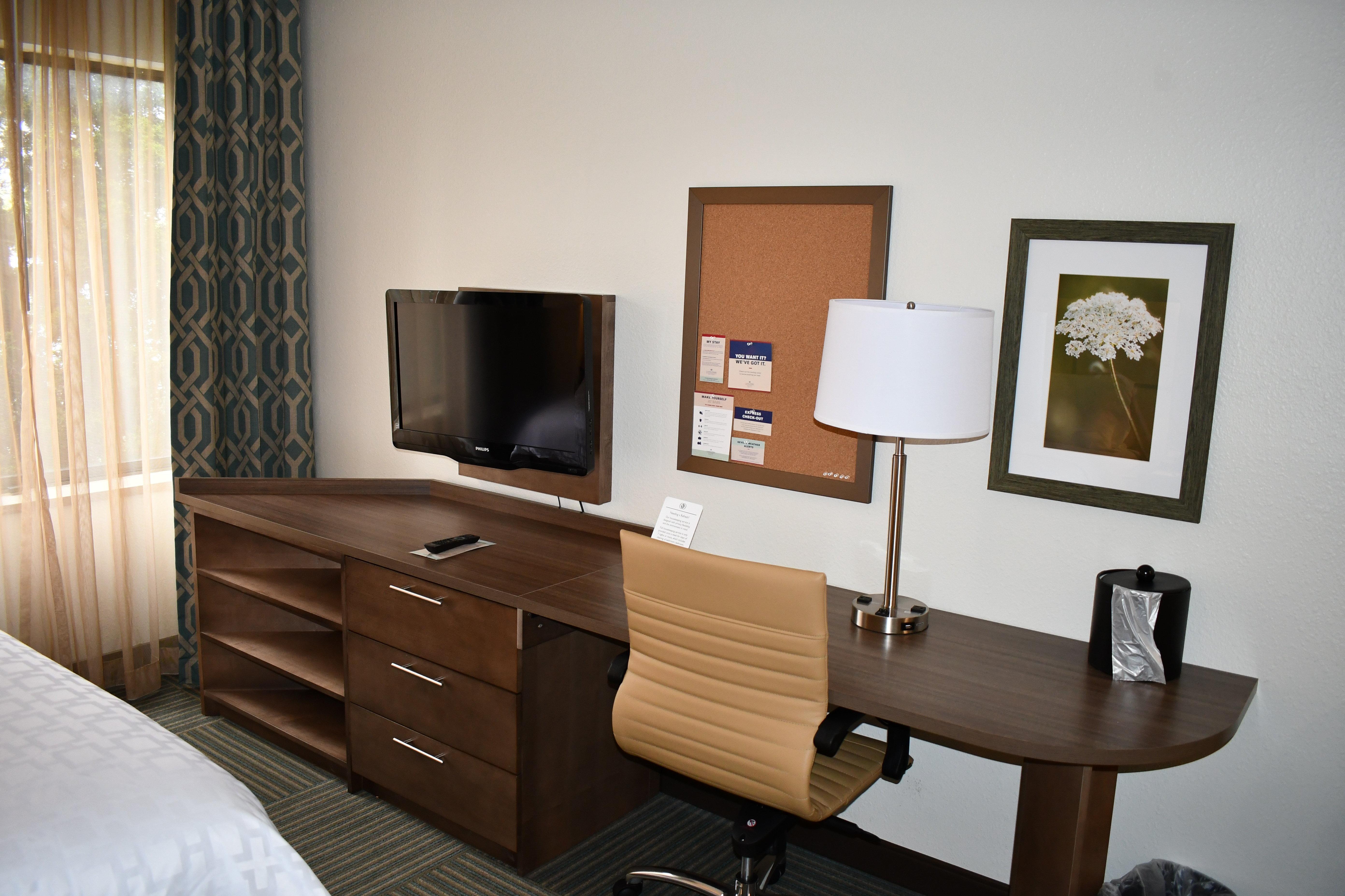 Candlewood Suites Grand Rapids Airport By Ihg Каскейд Экстерьер фото