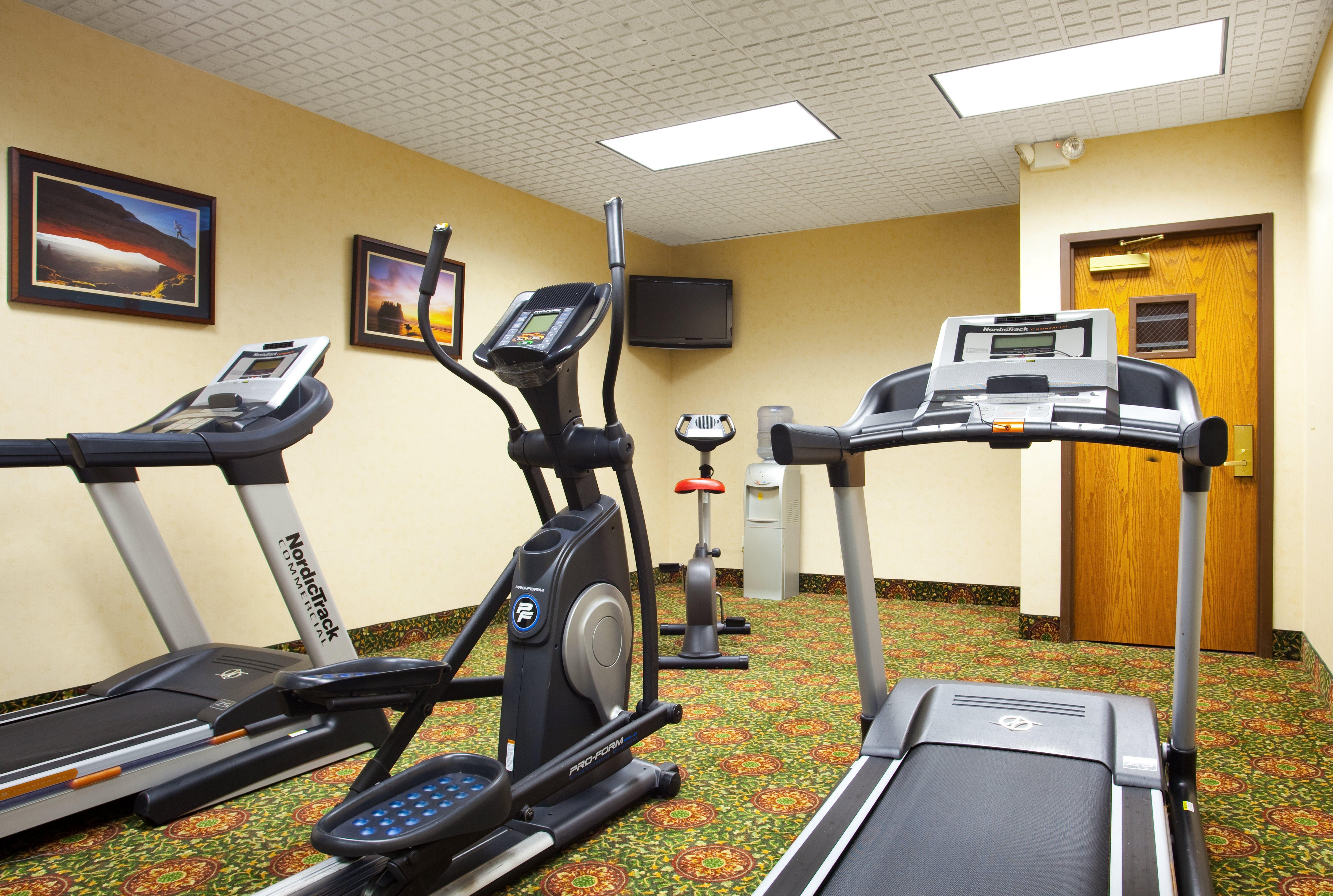 Candlewood Suites Grand Rapids Airport By Ihg Каскейд Экстерьер фото