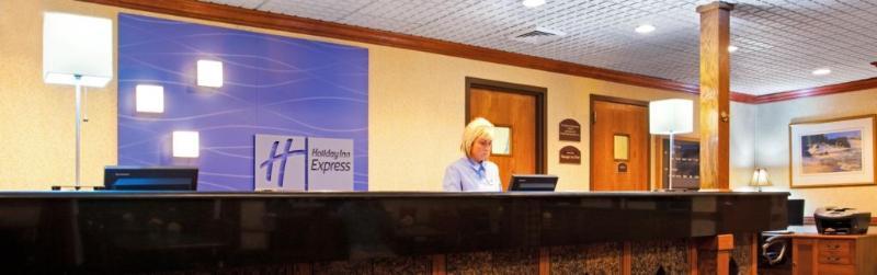 Candlewood Suites Grand Rapids Airport By Ihg Каскейд Экстерьер фото