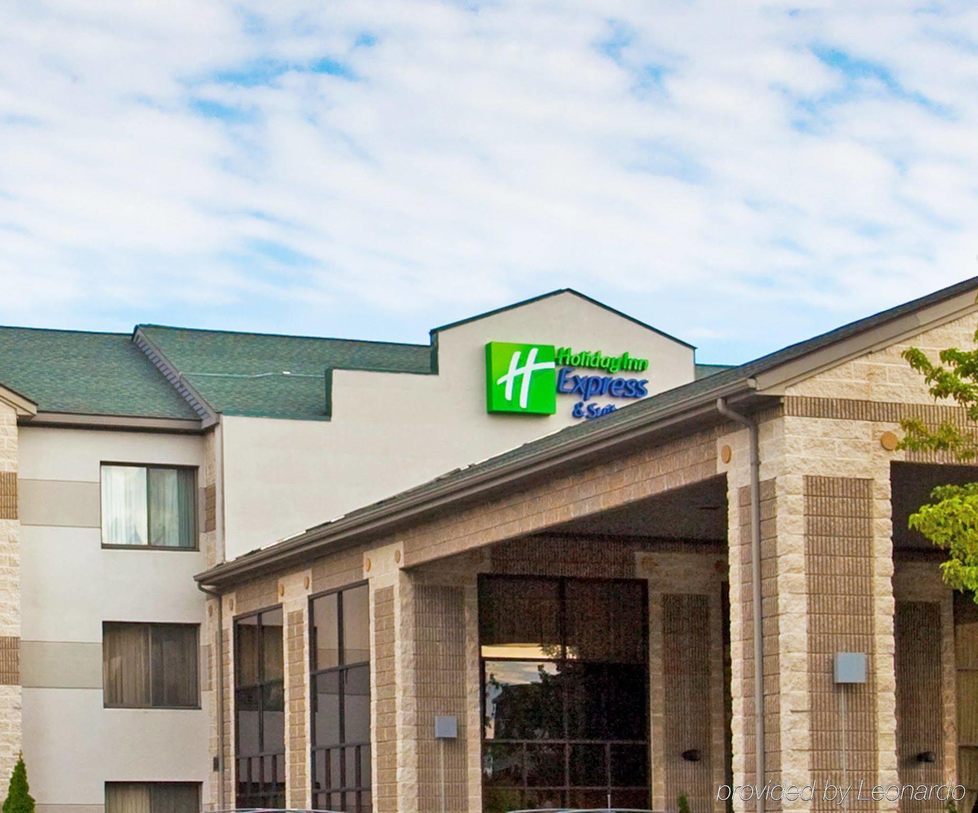 Candlewood Suites Grand Rapids Airport By Ihg Каскейд Экстерьер фото